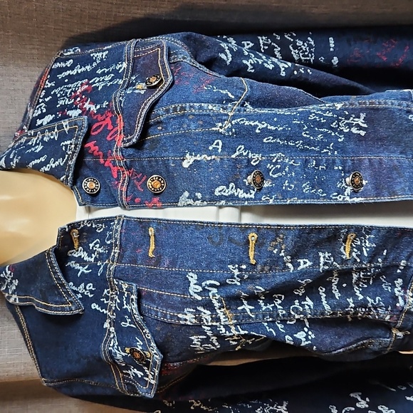 VINTAGE PLAYBOY GRAPHIC JEAN JACKET SIZE LGE - Picture 3 of 10